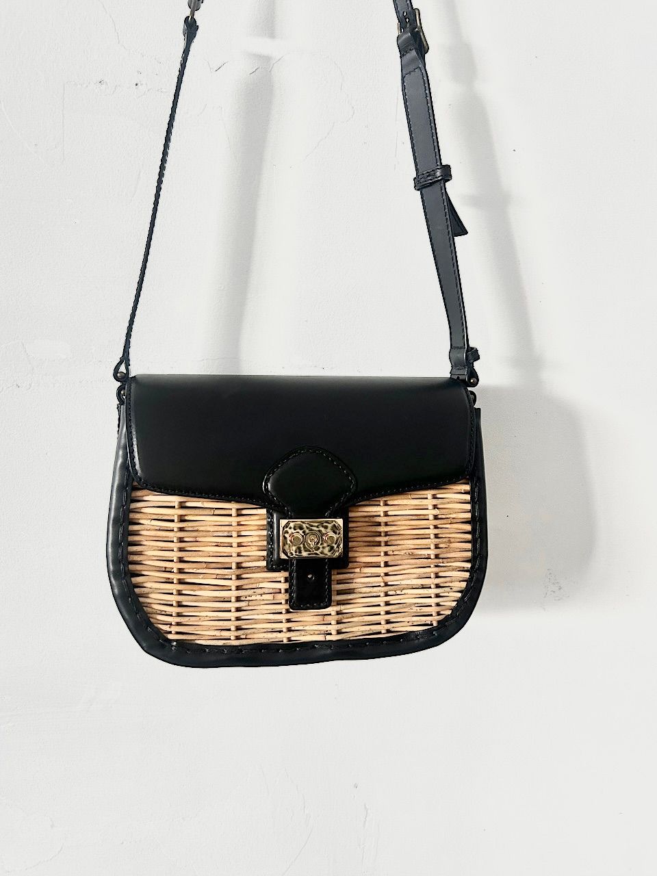 美品】ebagos エバゴス カーフ・ショルダーバッグ（ラウンドショルダー