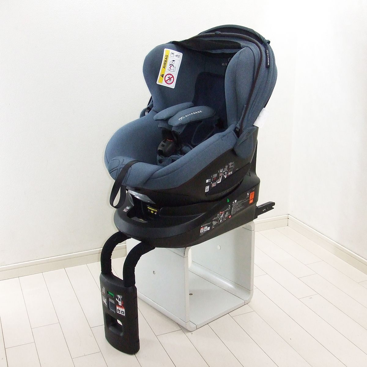 【極美品】AILEBEBE エールベベ クルット5i oui 美品 カーメイト エールベベ クルット5 OUI ウィ 極美品 AILEBEBE
