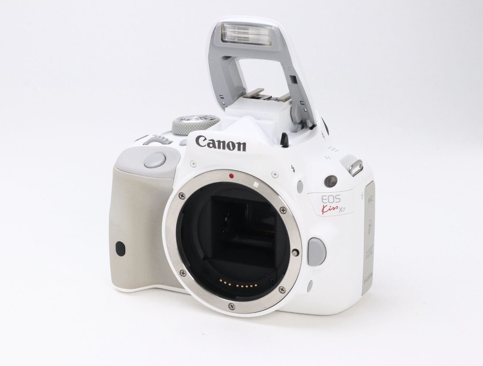 AB (良品) Canon キヤノン EOS Kiss X7 ボディ ホワイト シャッター