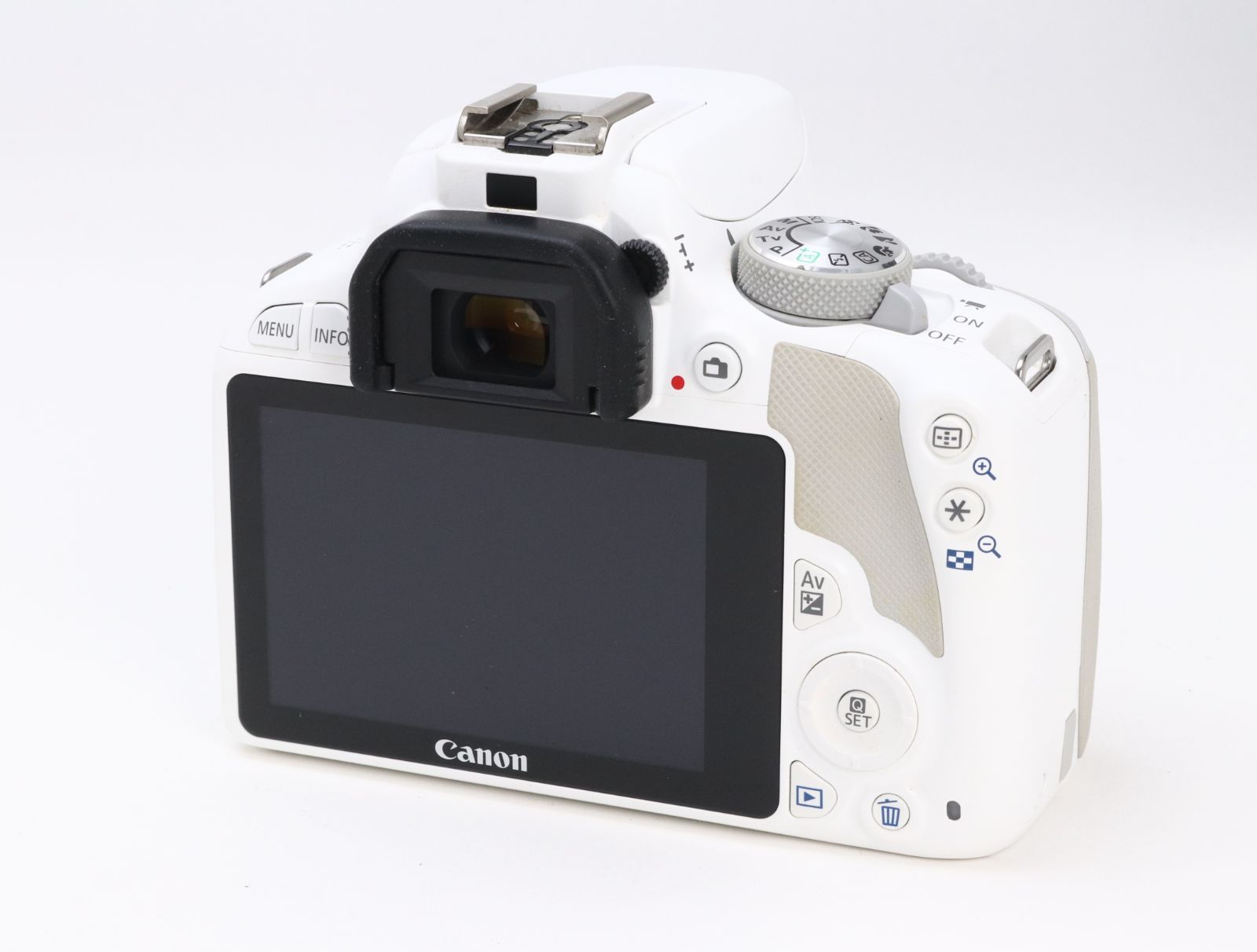 AB (良品) Canon キヤノン EOS Kiss X7 ボディ ホワイト シャッター