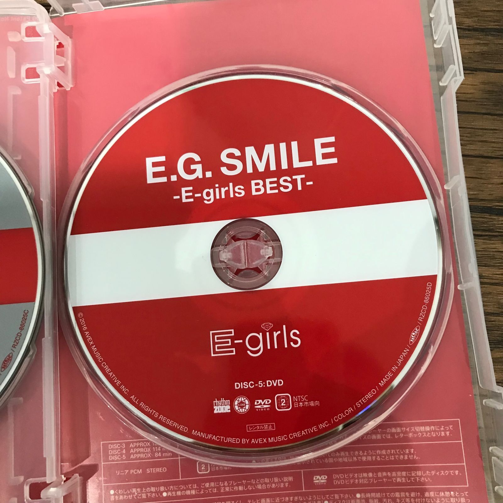 5DISCS 2CD＋3DVD】E.G.SMILE -E-girls BEST-/【アーティスト】E-girls