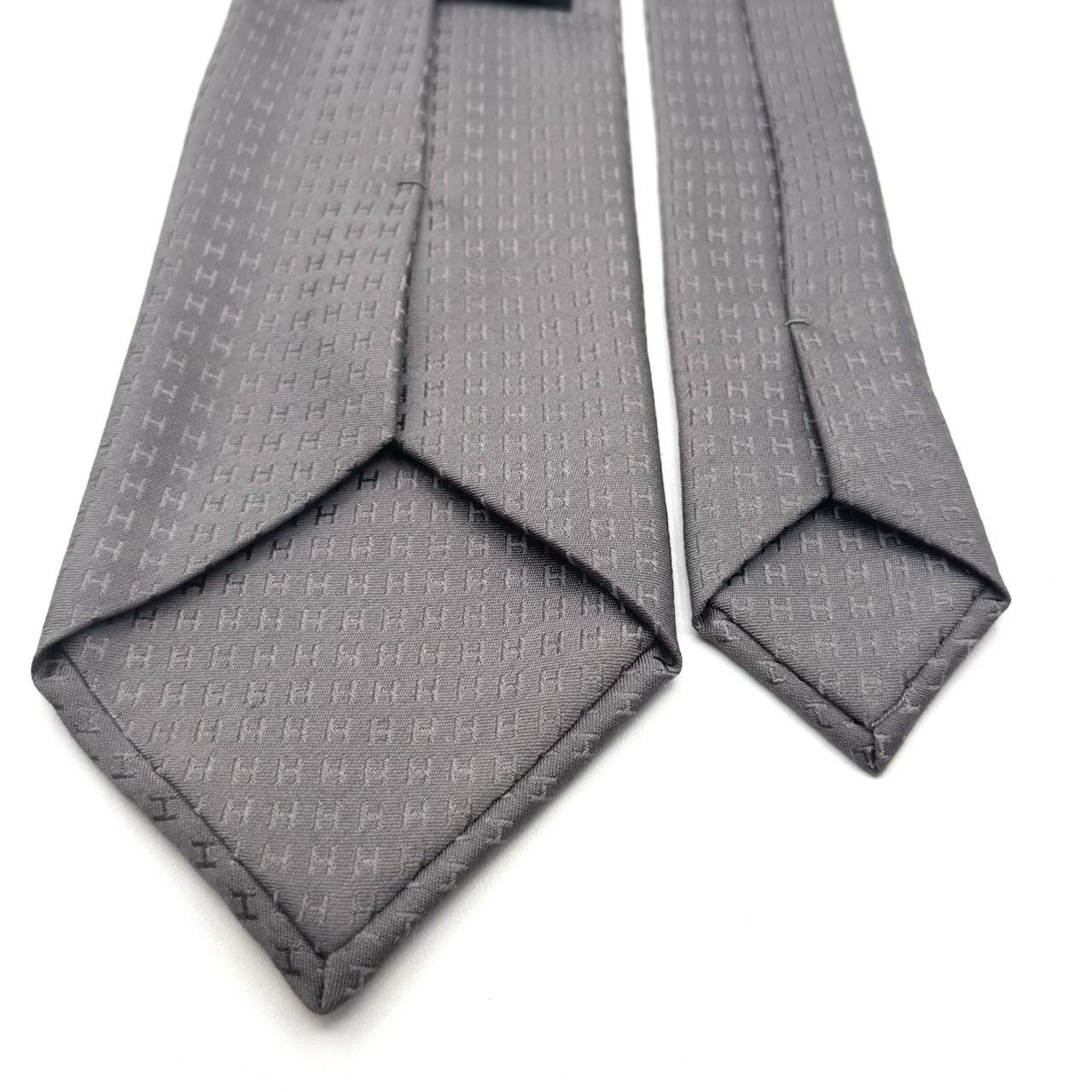 エルメス ファソネ H ジャガード グレー 総柄 ネクタイ 3-1-83 - メルカリ