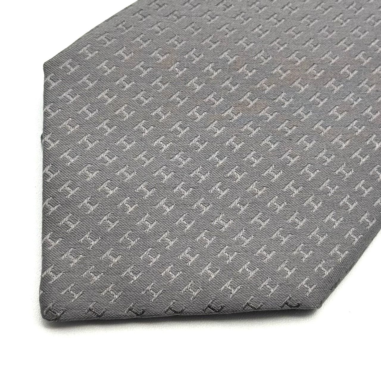 エルメス ファソネ H ジャガード グレー 総柄 ネクタイ 3-1-83 - メルカリ