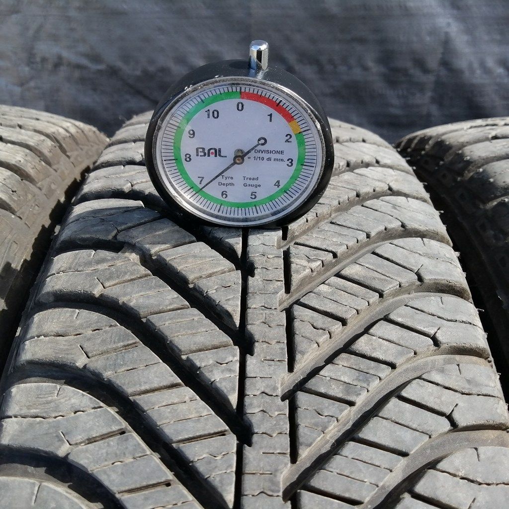 オールシーズンタイヤ 4本セット GOODYEAR Vector 4Seasons Hybrid 155
