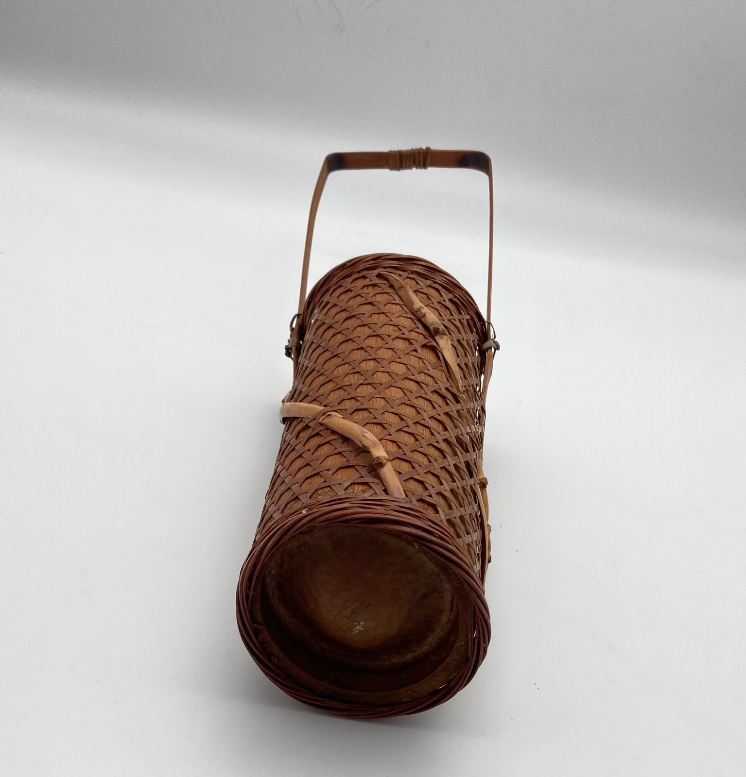 昭和レトロ 竹細工の手付きの花籠（花入れ）/ 茶道 華道 - メルカリ