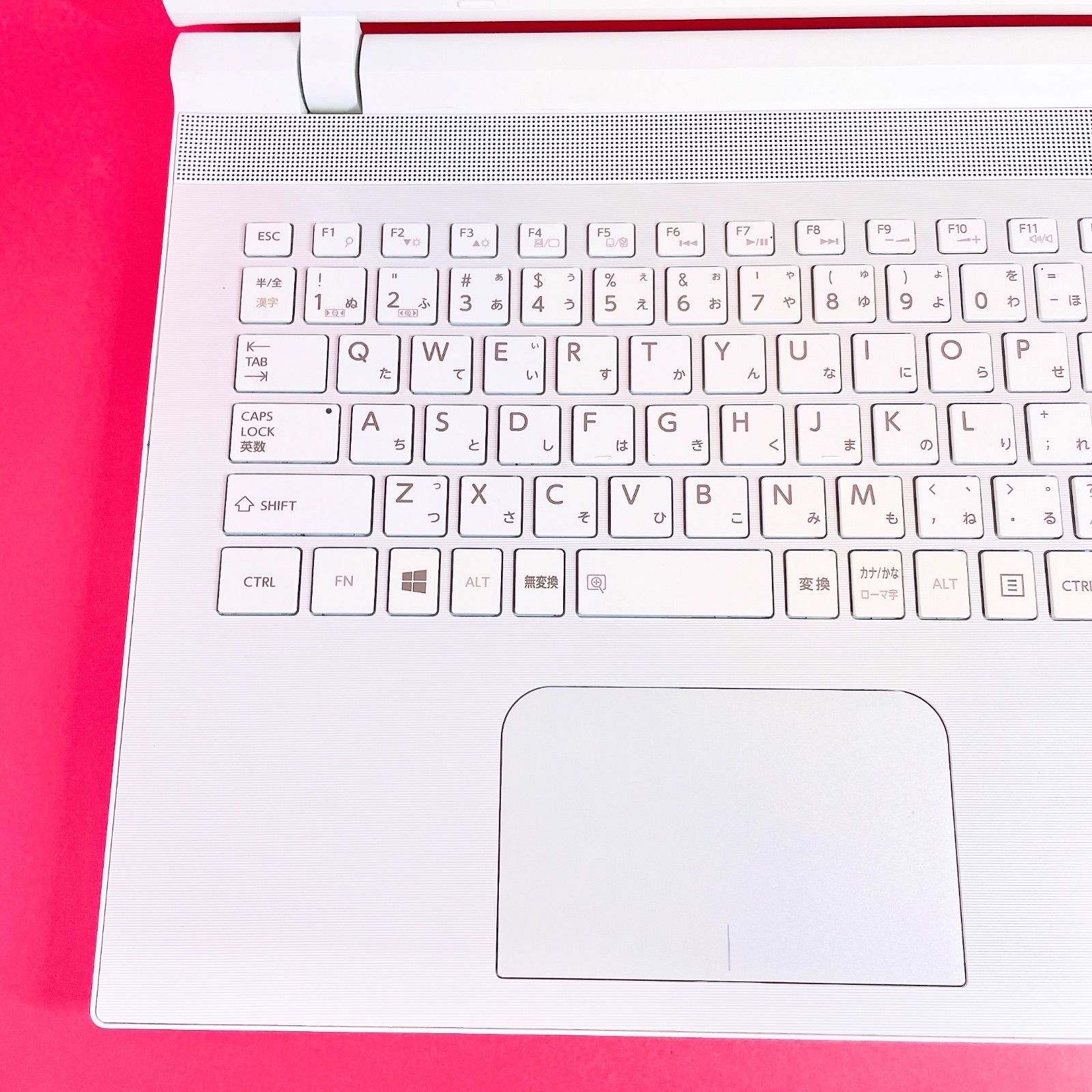 たっぷり大容量1TB❣️写真や動画の保存におすすめ✨️薄型ノート