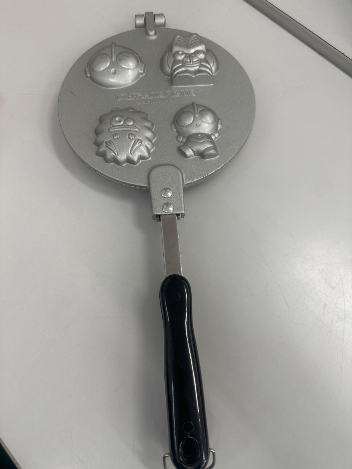 ☆ウルトラマン ベビーカステラパン人形焼き - メルカリ