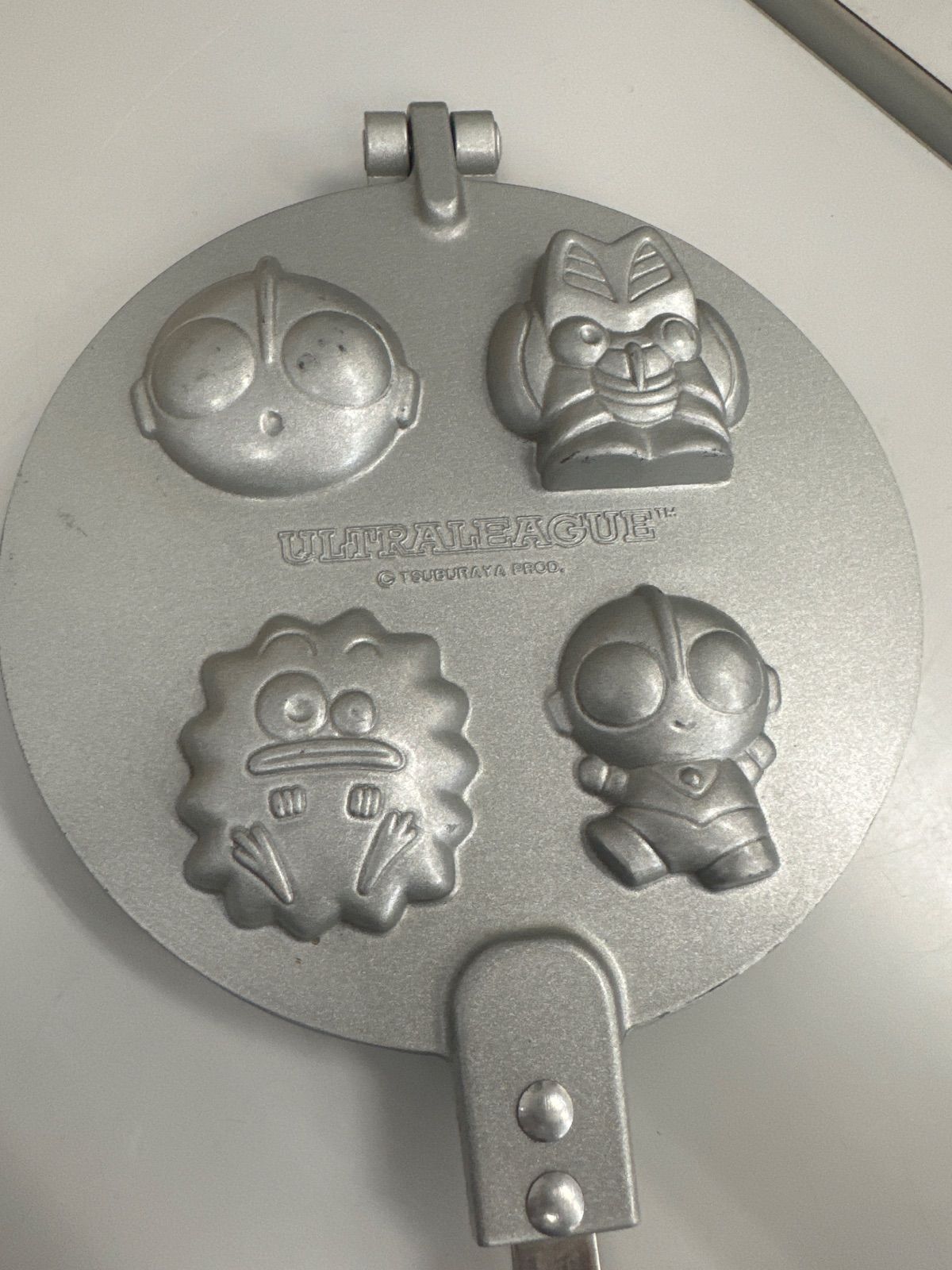 ☆ウルトラマン ベビーカステラパン人形焼き - メルカリ