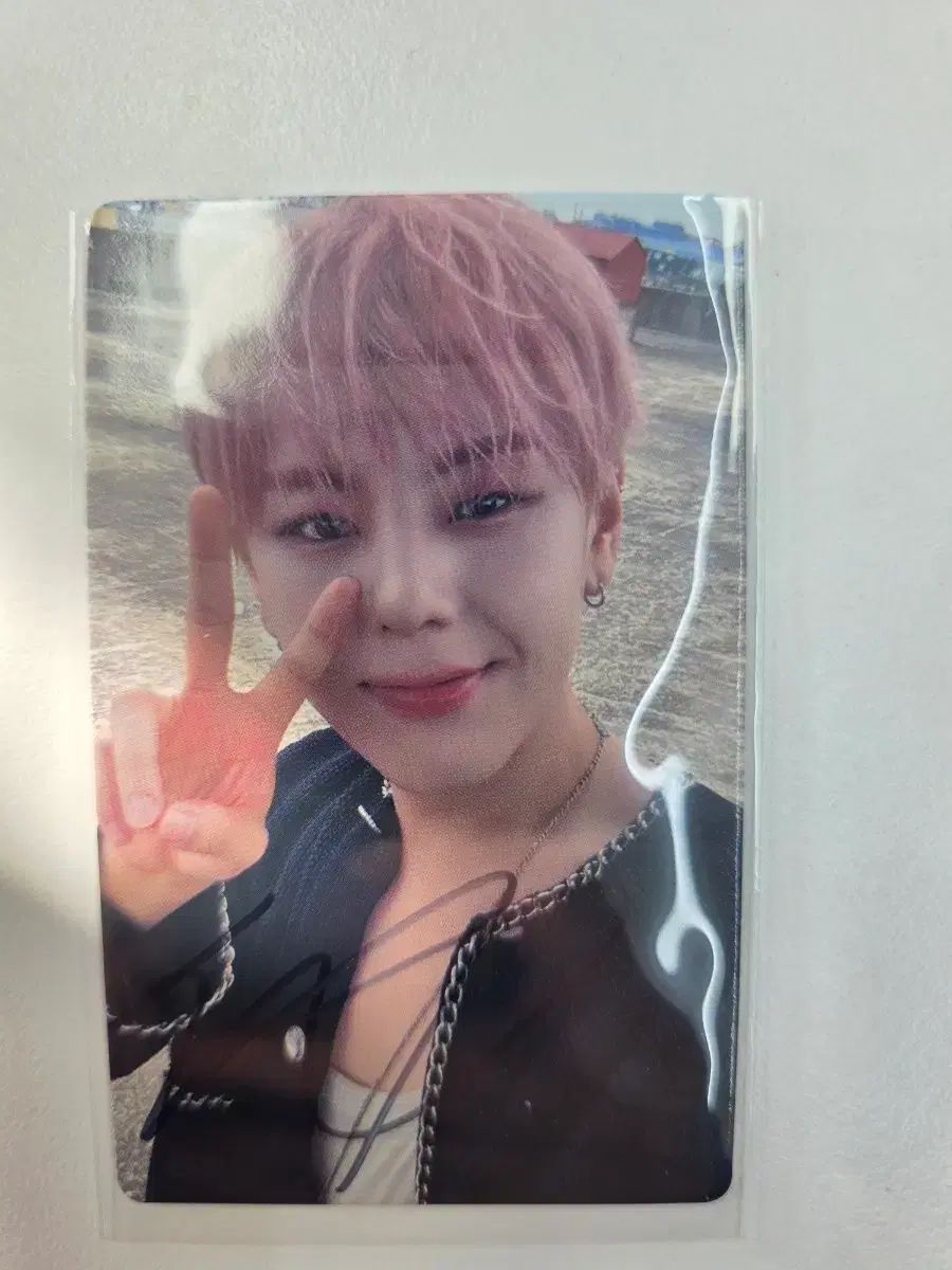 WEi(ウィーアイ) チャン・デヒョン サイン トレカ - メルカリ