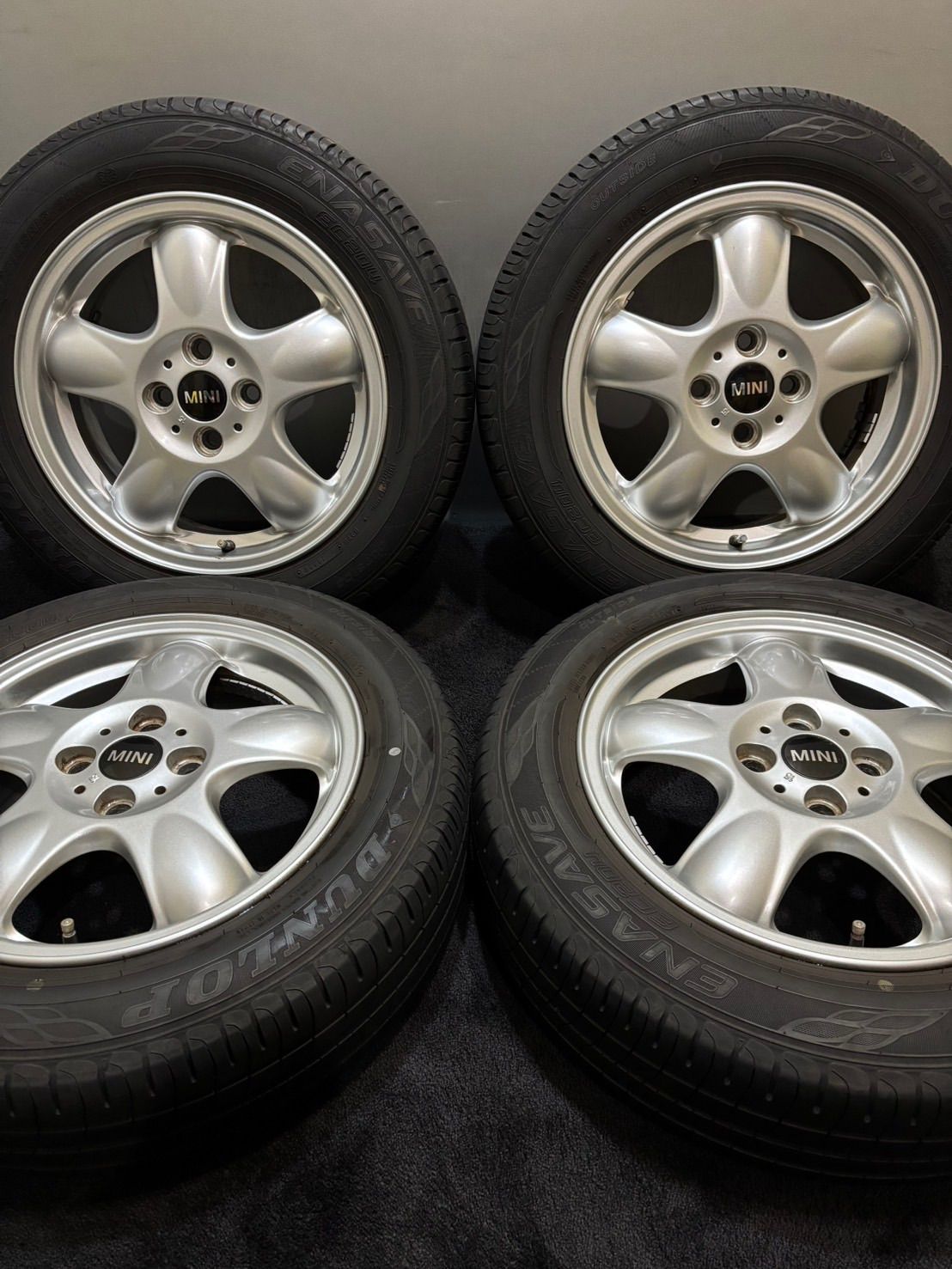 ☆175/65R15 DUNLOP/ENASAVE EC204 19年製 MINI R56 ミニクーパー 純正