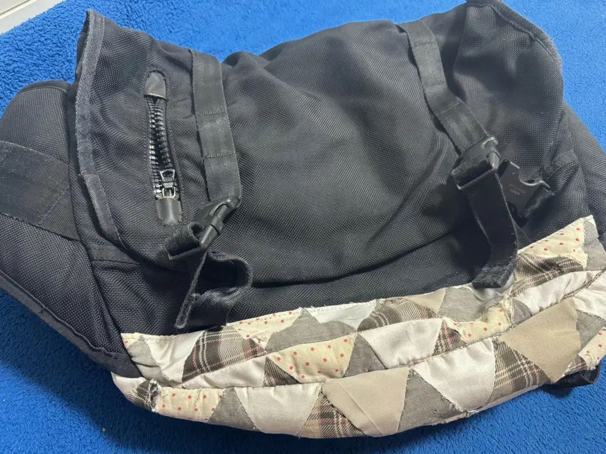 ビズビム バリスティック メッセンジャーバッグ 18L - メルカリ