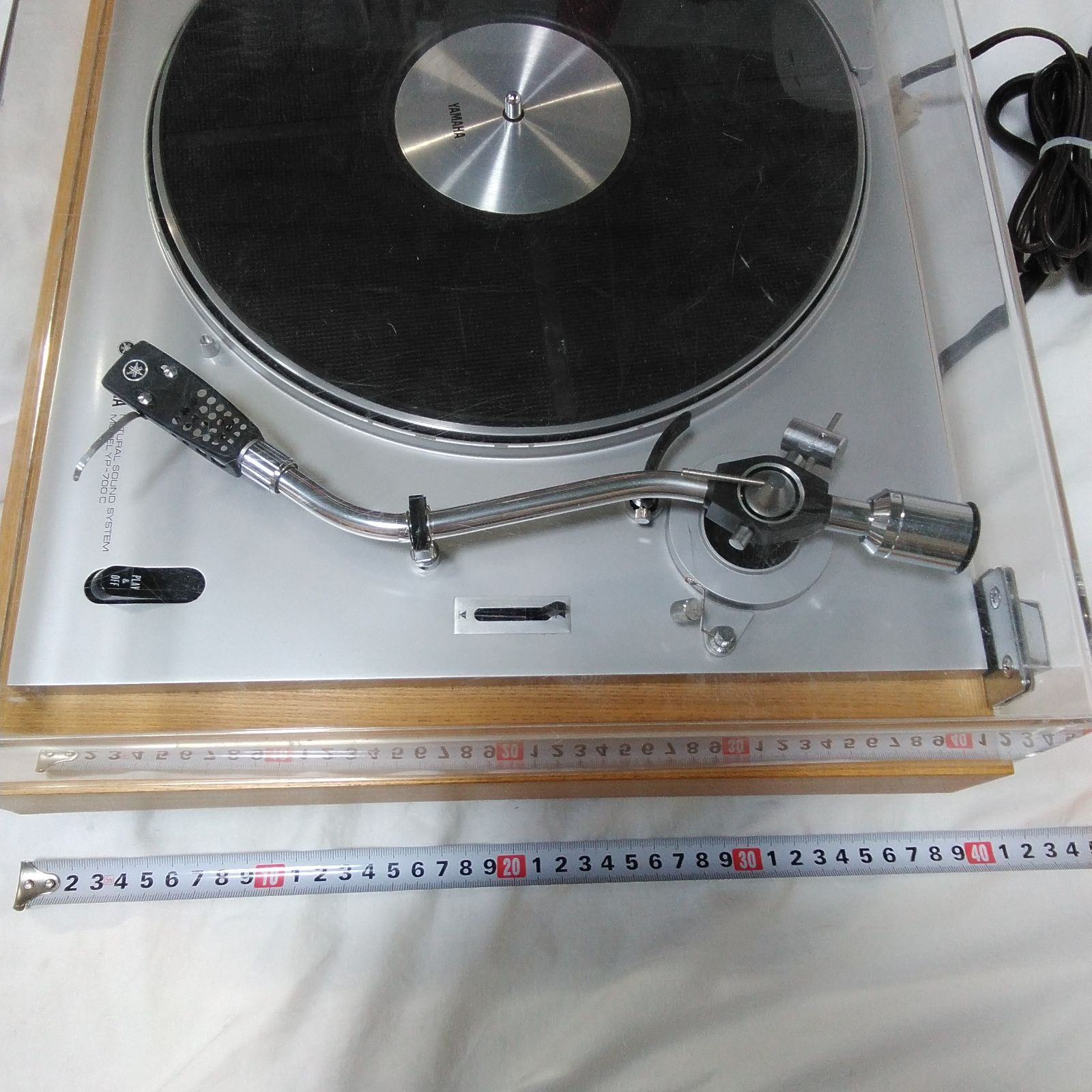 ジャンク！ 通電のみ確認 レコードターンテーブル YAMAHA YP-700C