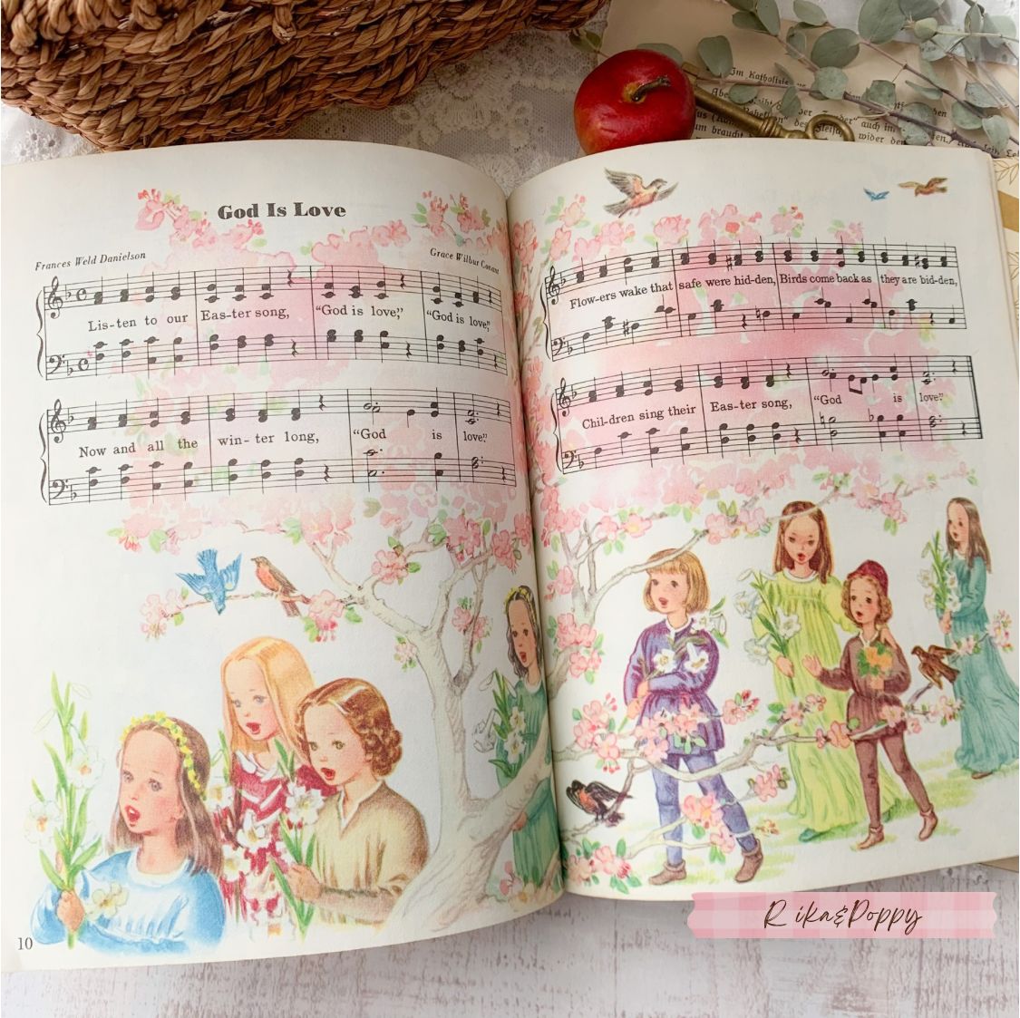 ヴィンテージ 洋書 絵本『 The Little Golden Book of Hymns 』 児童書
