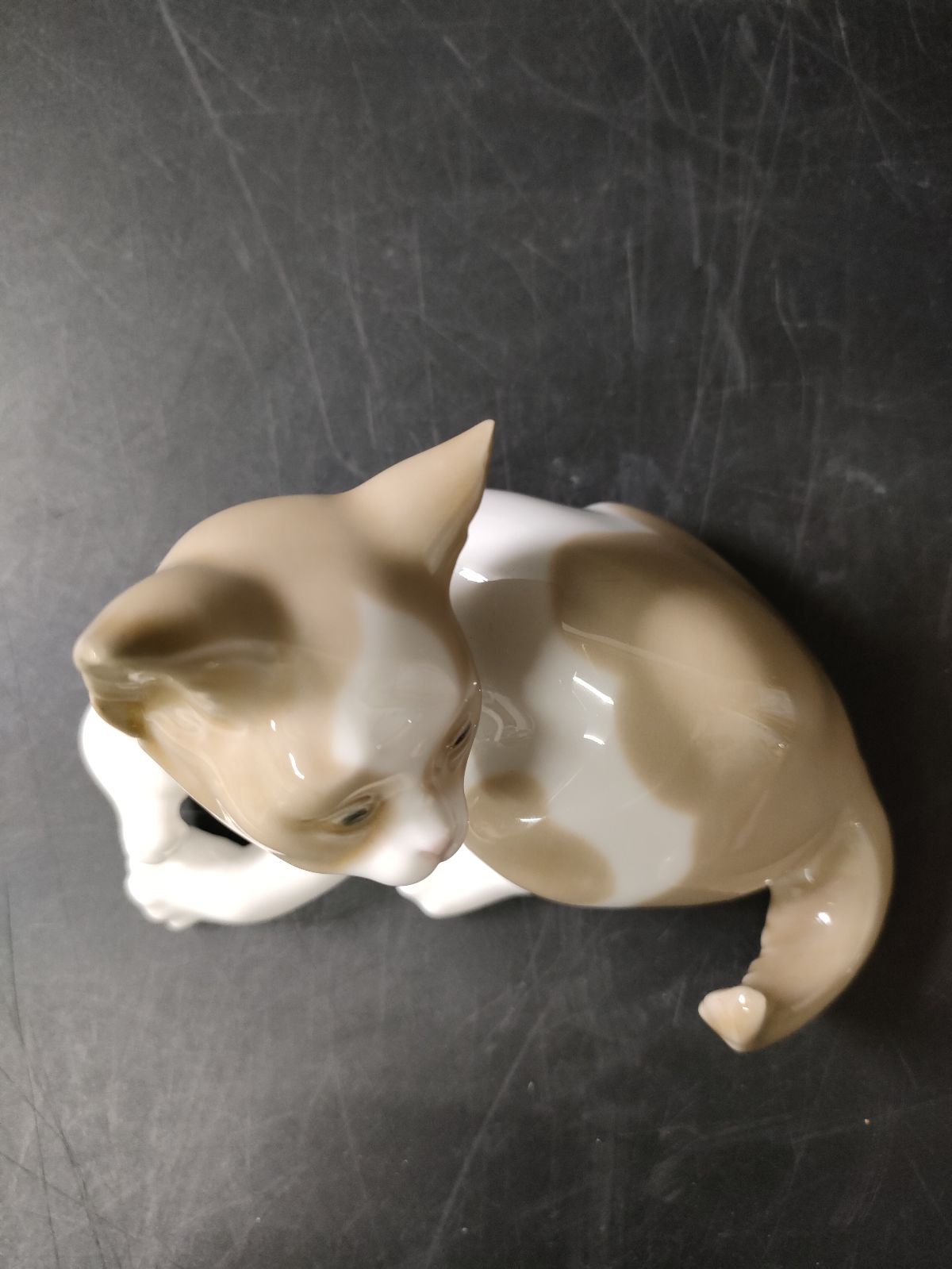 F11-05/LLADRO/リヤドロ/驚いた猫/#5114/フィギュリン/4-2-32 (検索