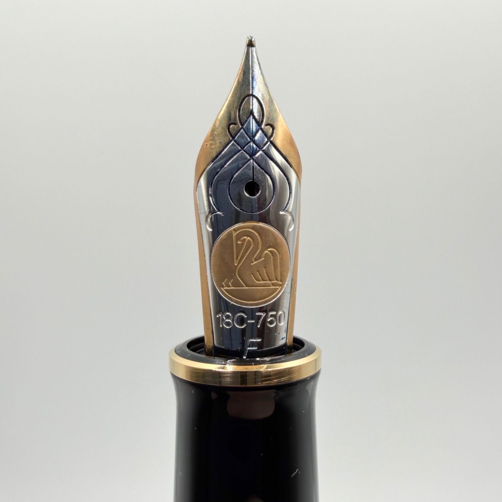 極美品】ペリカン スーベレーン M800 万年筆 緑縞 F 18金 - メルカリ