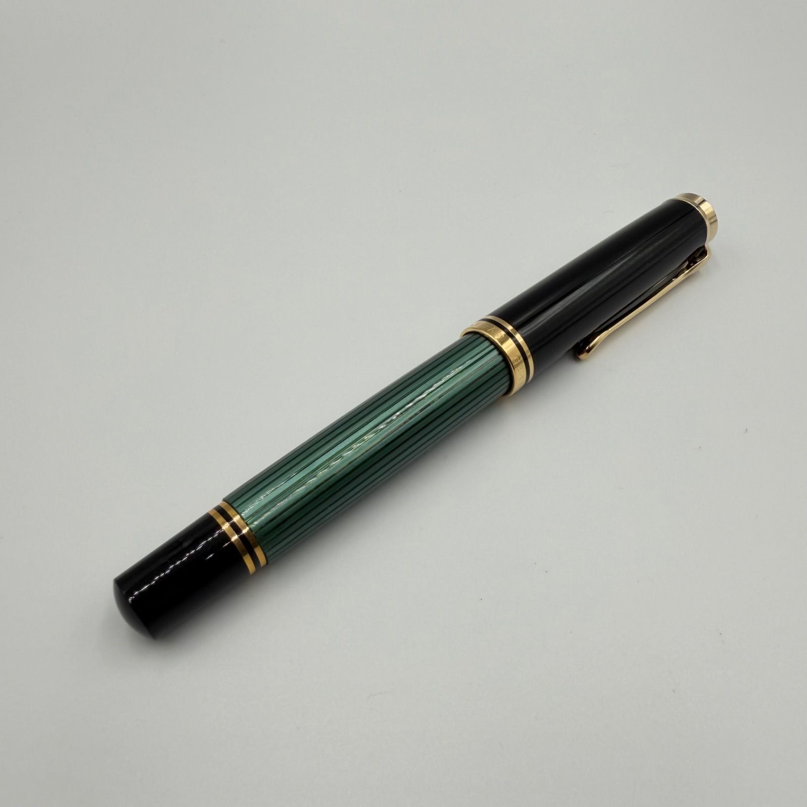 極美品】ペリカン スーベレーン M800 万年筆 緑縞 F 18金 - メルカリ