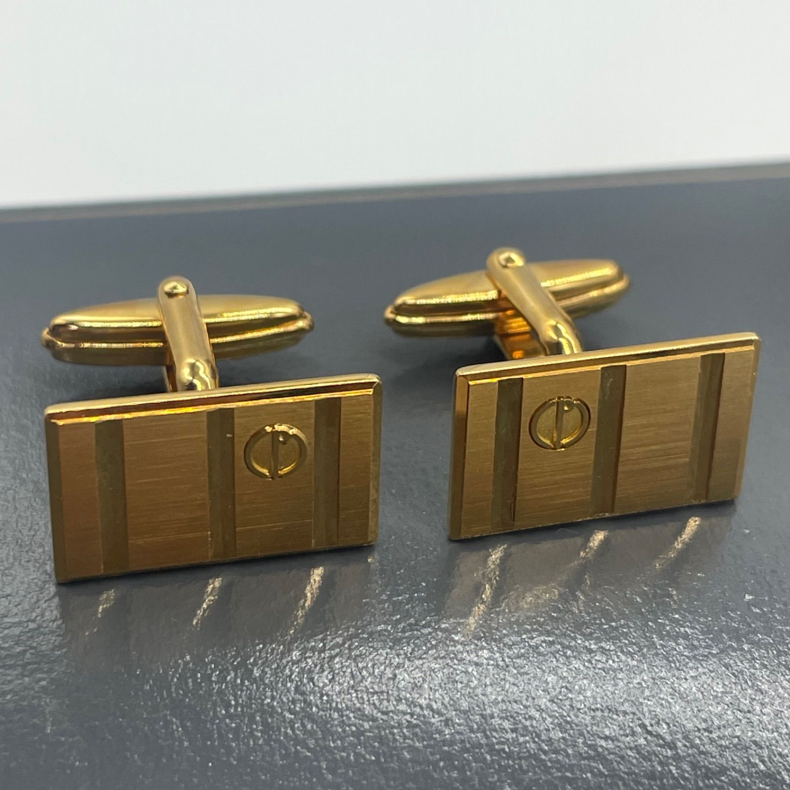 美品！Dunhill ダンヒル GP タイピン&カフスセット ケース箱付き【中古