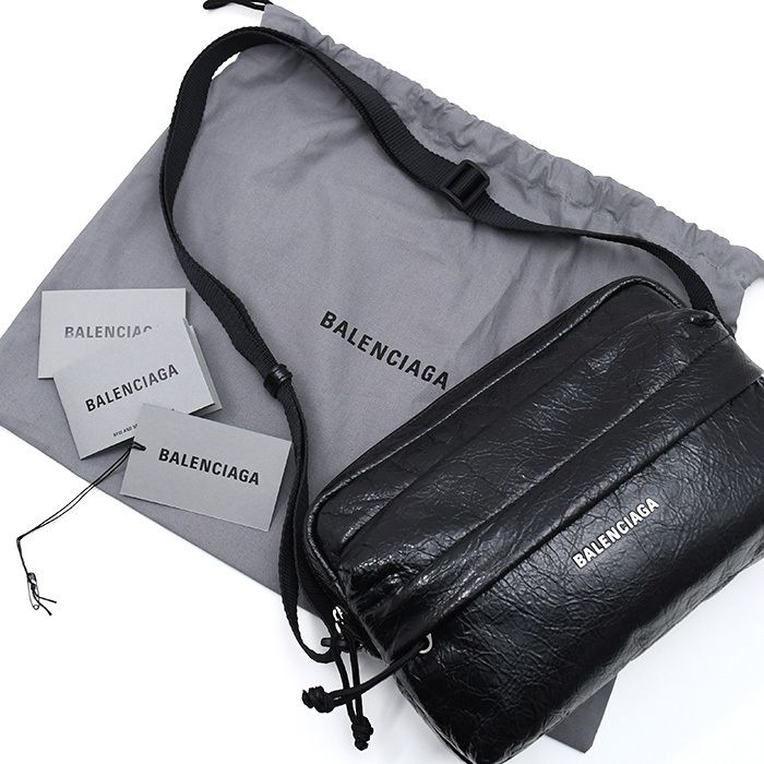 BALENCIAGA バレンシアガ EXPLORER カメラバッグ - メルカリ
