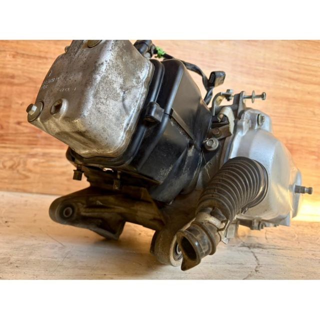 [AAM 32461]@ホンダ HONDA トゥデイ AF67-102 エンジン本体 AF67E ジャンク品