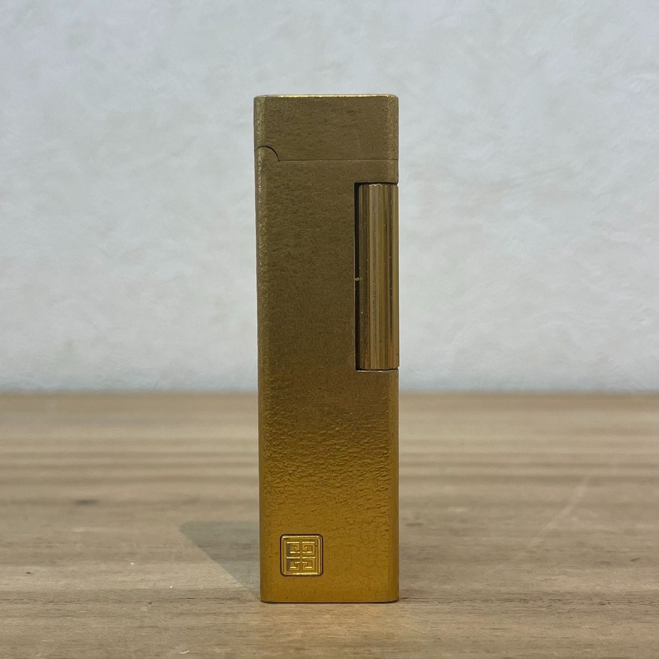 成】GIVENCHY 9000 GOLD ジバンシイ ゴールド ガスライター 火花確認