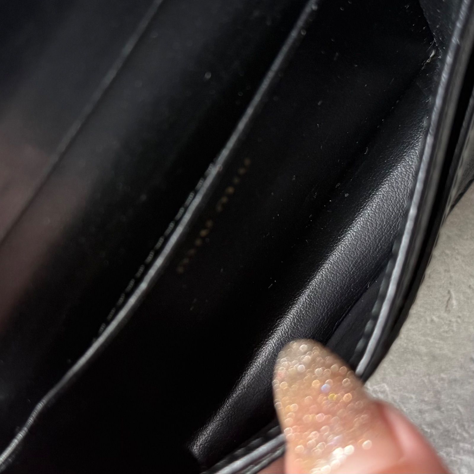 美品 MIU MIU ミュウミュウ マテラッセ キルティング レザー カード