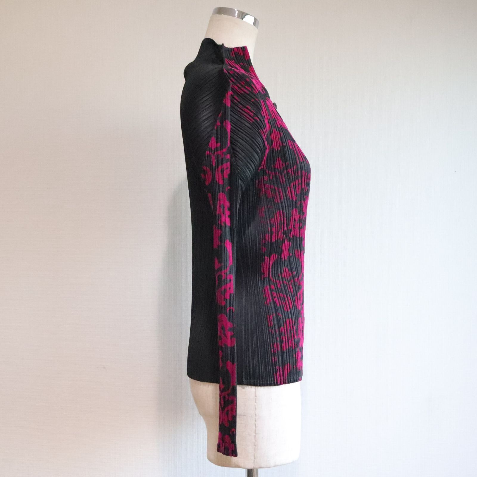 PLEATS PLEASE プリーツプリーズ イッセイミヤケ 総柄 ダマスク柄