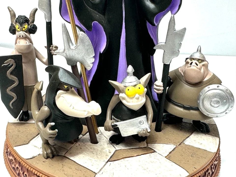 レア　販売終了マレフィセント　ディズニーストーリーコレクション　フィギュア レア 販売終了マレフィセント ディズニーストーリーコレクション