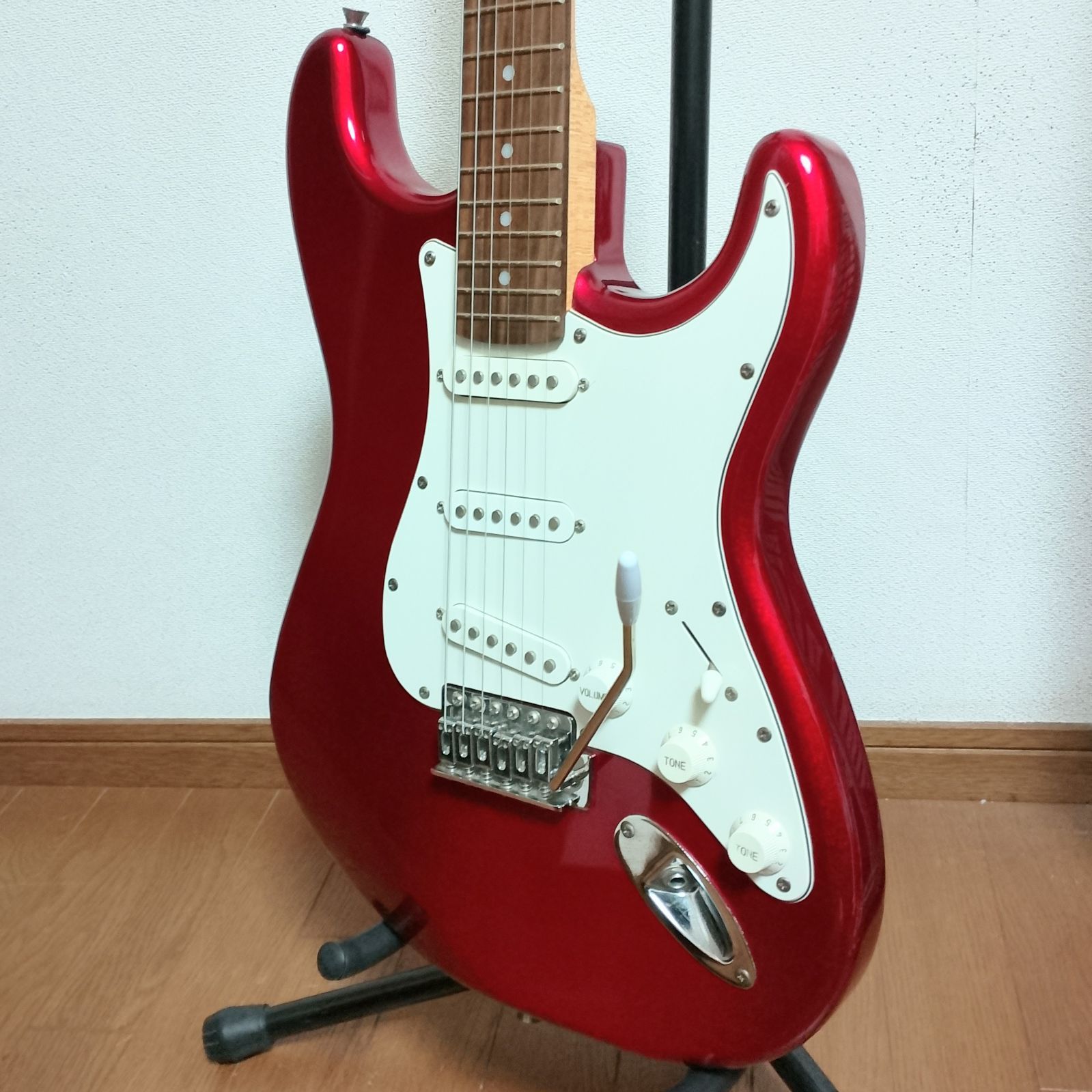 美品 PhotoGenic ストラトキャスタータイプ エレキギター 弦は新品