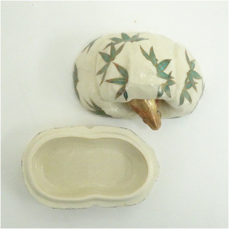 清閑寺窯 杉田祥平造 色絵干支亥香合（共箱） 茶道具 茶道 香道 香道具