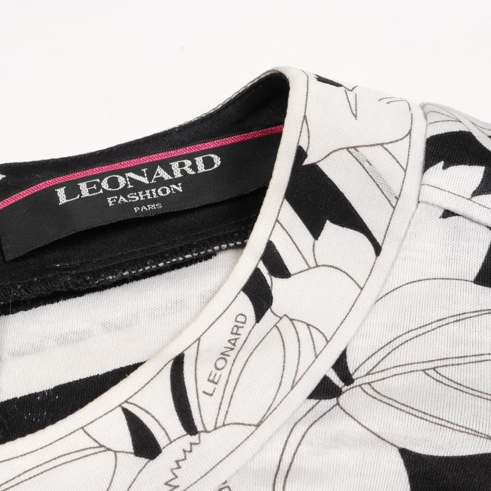 レオナールファッション LEONARD FASHION ブラウス 衣料品 トップス シルク レディース ブラック系 / ホワイト系 【中古】 レオナールファッション LEONARD FASHION ブラウス シルク ブラウス