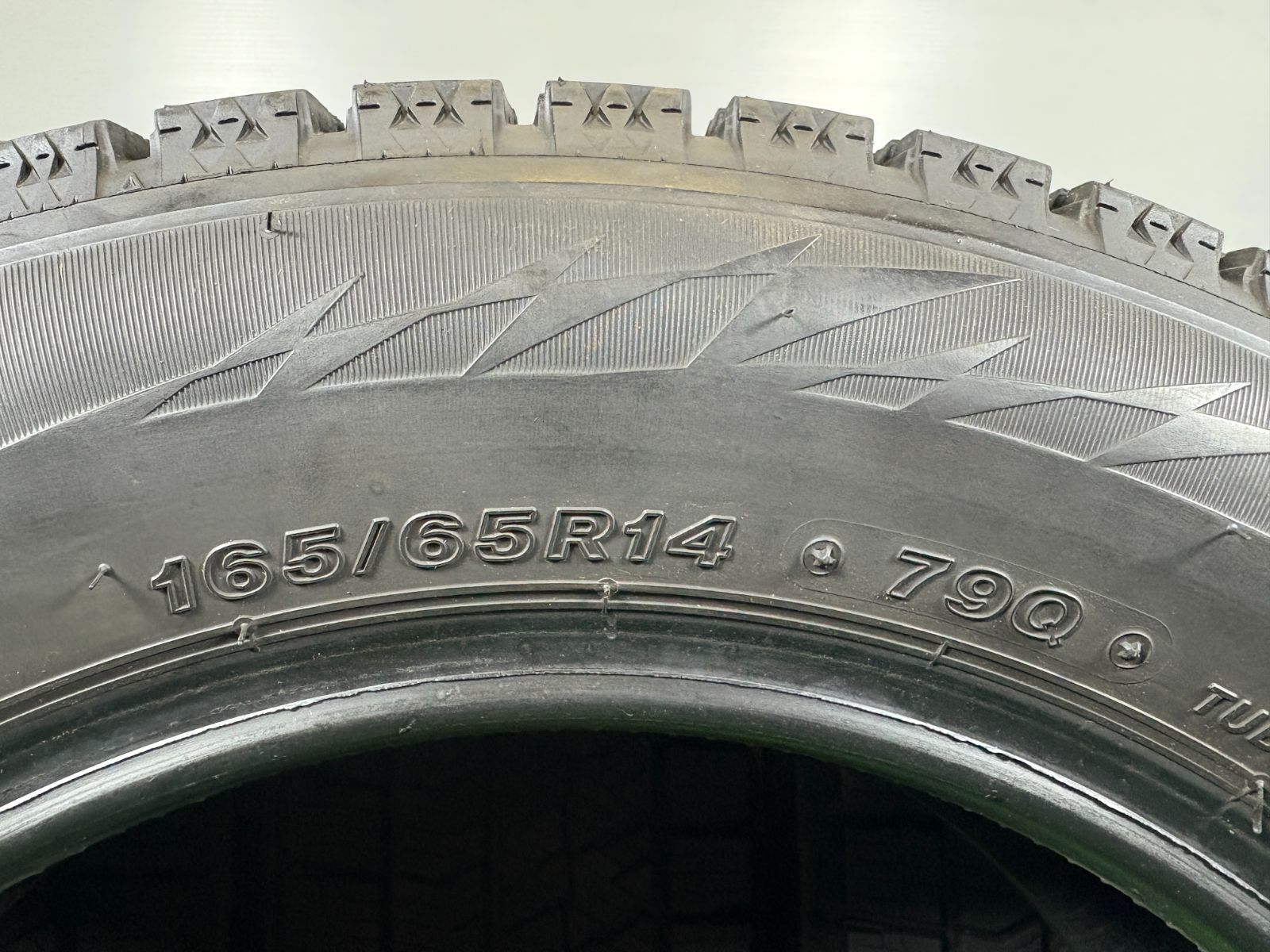 送料無料☆165/65R14 ブリヂストン VRX2 2021年製 4本 冬 タイヤ 