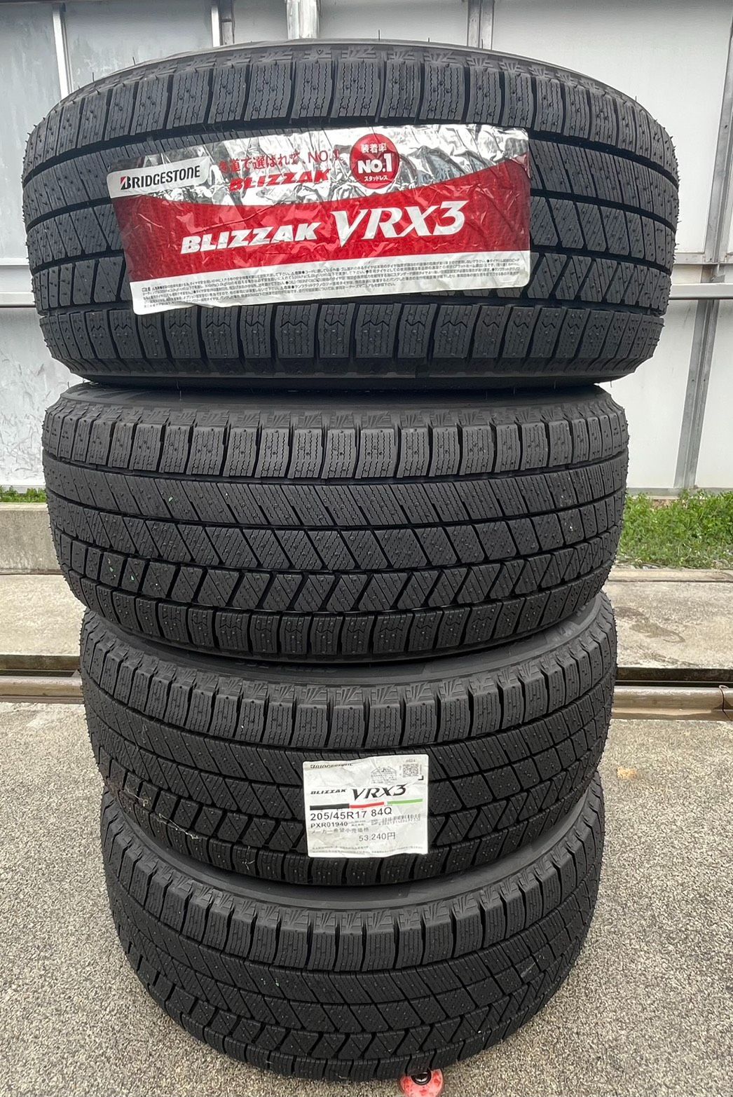 新品】BS BRIDGESTONE BLIZZAK VRX3 205/45R17 84Q 17インチ 