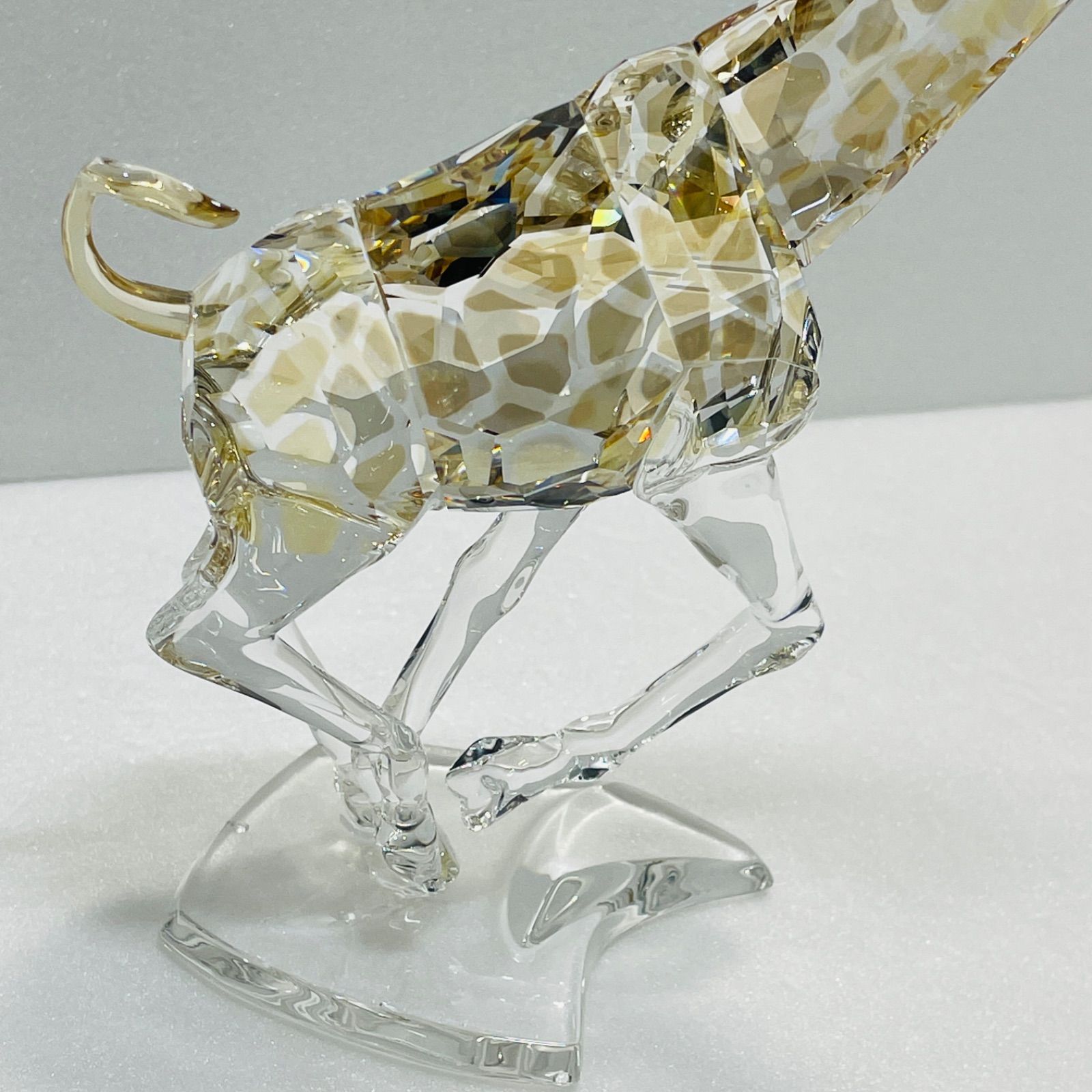 ランニング クリスタル置物