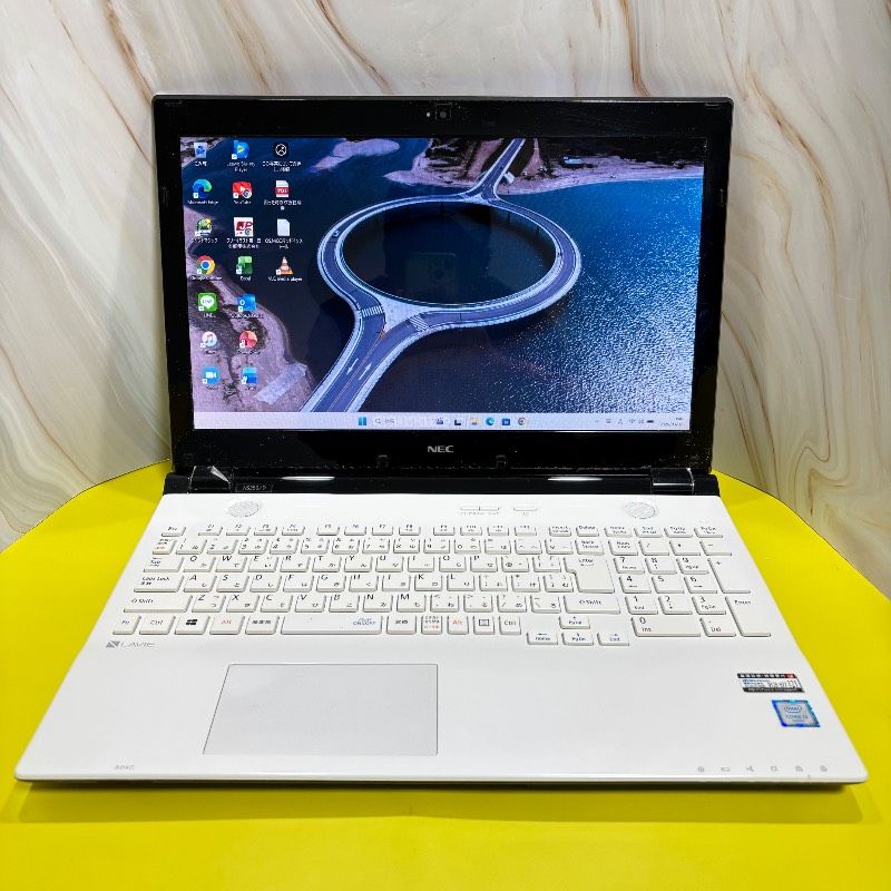 美品LAVIE Core i3ノートPC✨SSD搭載 win11 - メルカリ 美品LAVIE Core i3ノートPC✨SSD搭載 win11 - メルカリ