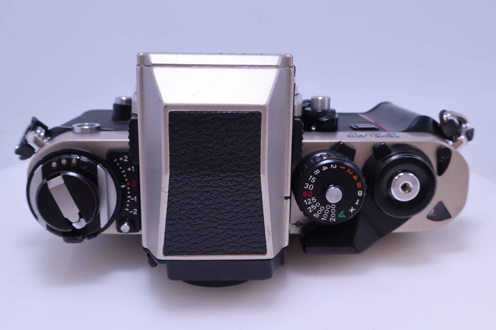 UCSにて点検済 美品】Nikon F3 T ボディ チタンカラー フィルムカメラ