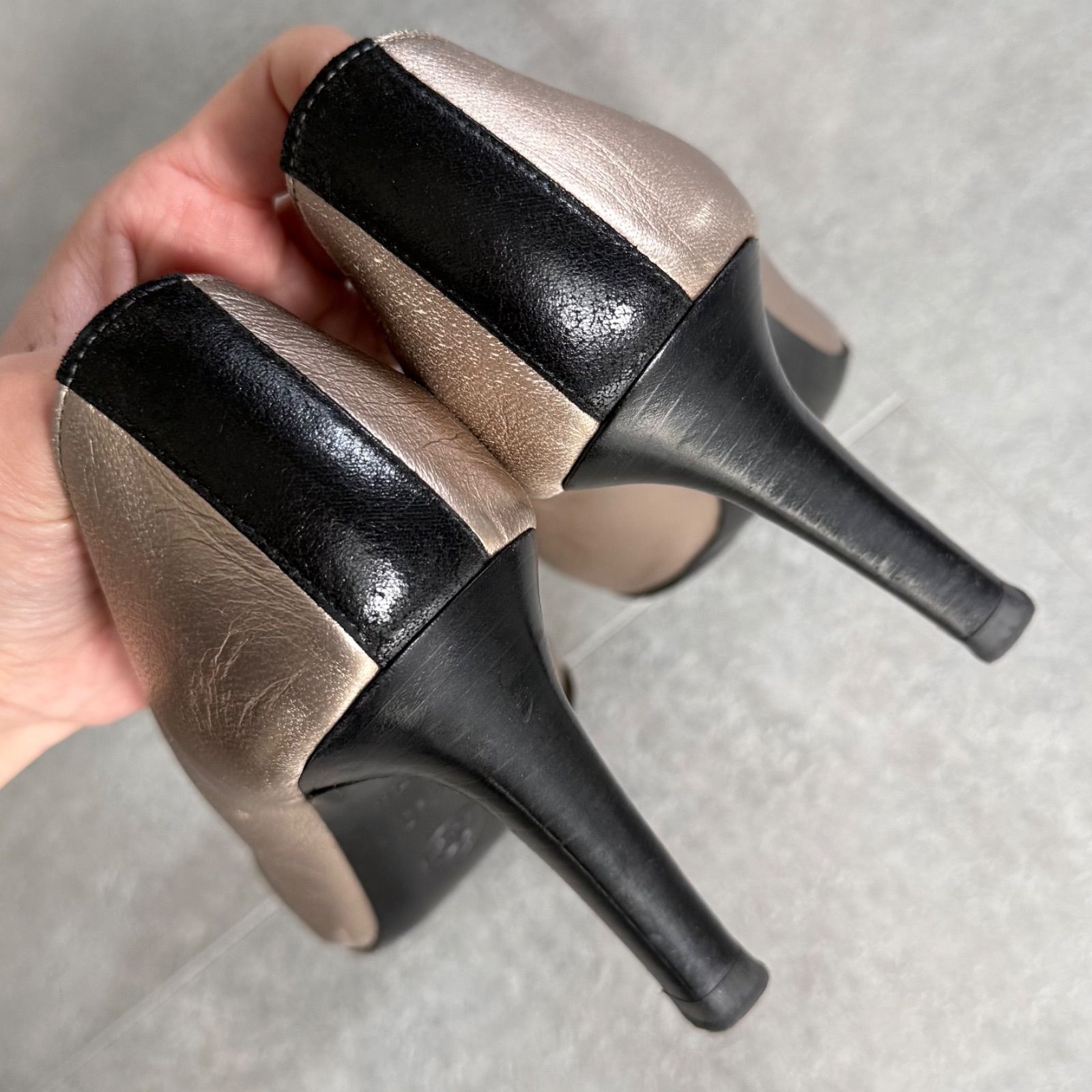 CHANEL シャネル ココマーク リボンパンプス バイカラー ゴールド