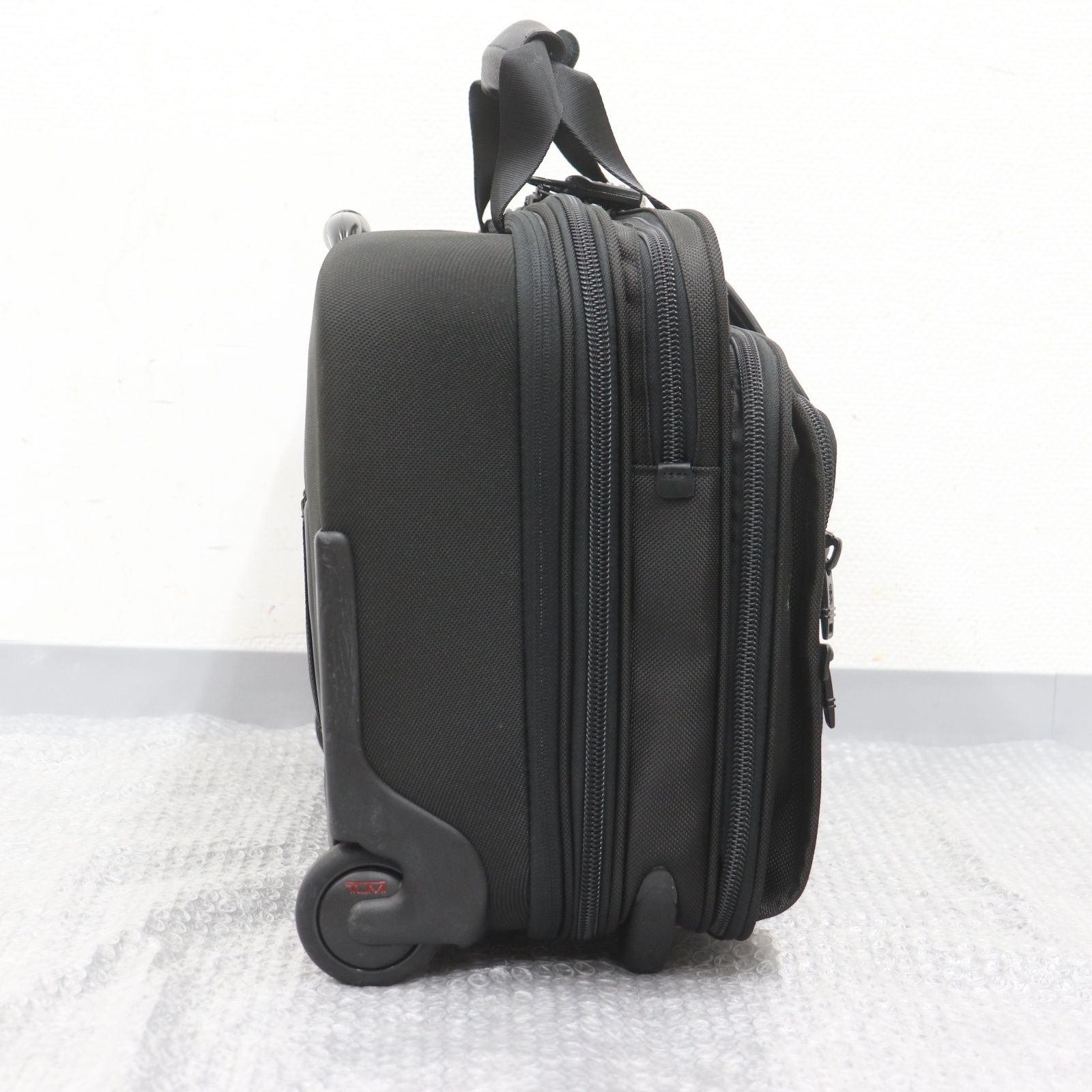 IT4D4CQD6ANC TUMI トゥミ 26127DH ナイロンキャンバス 2輪 キャリー