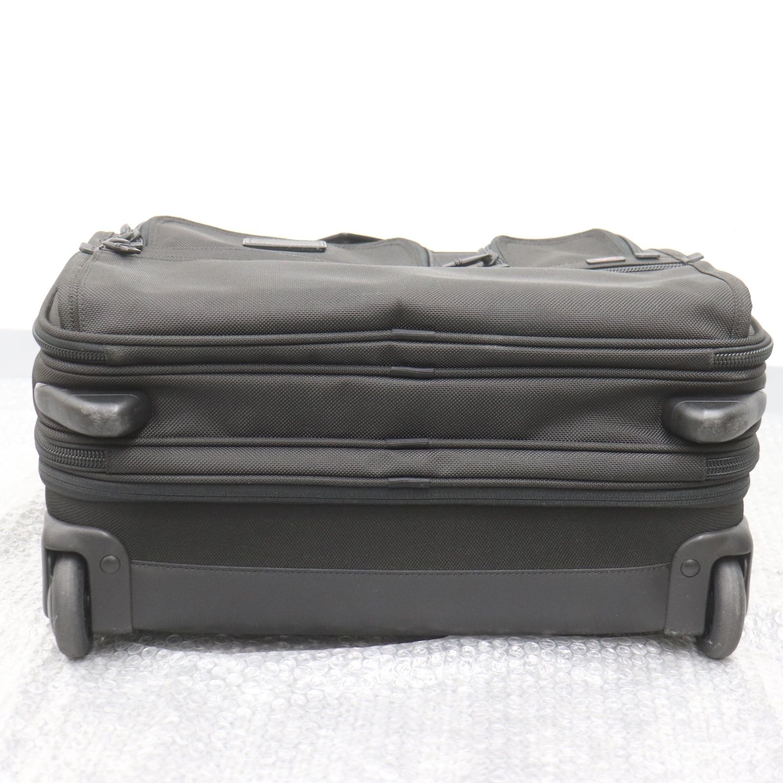 IT4D4CQD6ANC TUMI トゥミ 26127DH ナイロンキャンバス 2輪 キャリー