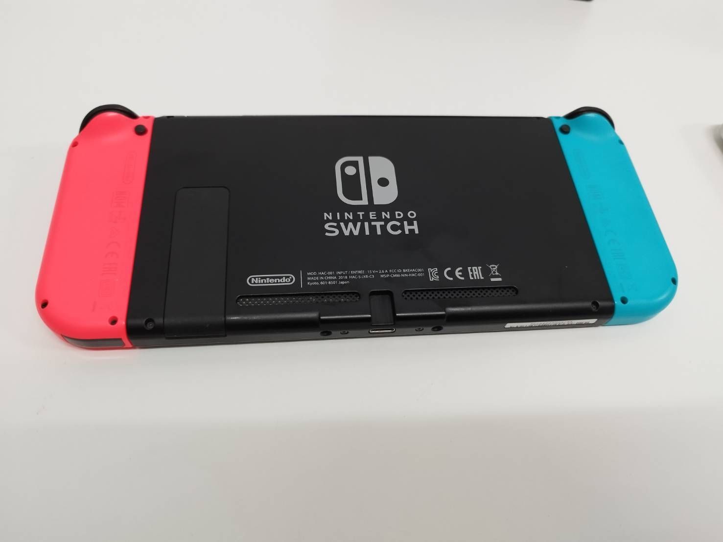 良品】Nintendo Switch 本体 HAC-001/2018年製/充電スタンドつき
