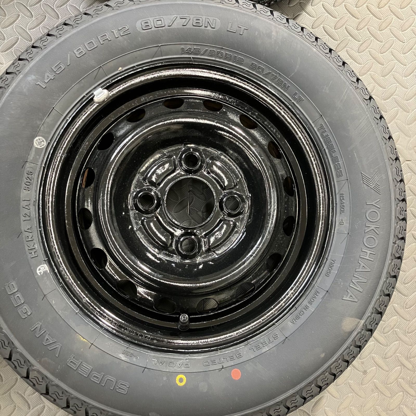 25年製 新品タイヤ 145/80R12 80/78N LT ヨコハマ スーパーバン356(夏