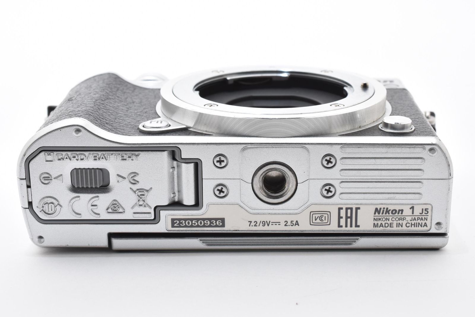 B18[7278]12 ニコン Nikon 1 J5 ボディ 【ショット数 1，526回