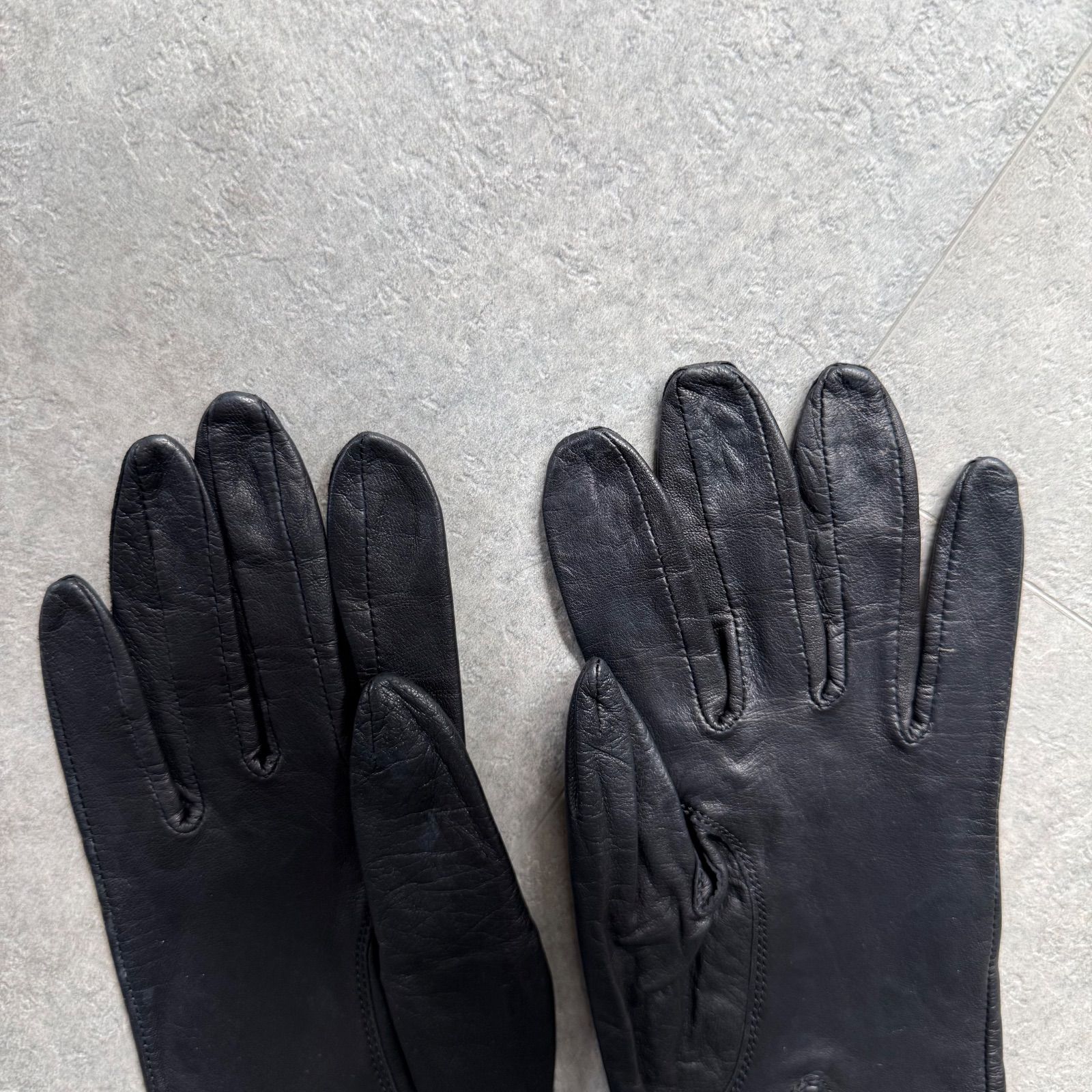 Christian Dior クリスチャンディオール ロゴ レザー グローブ 手袋 黒