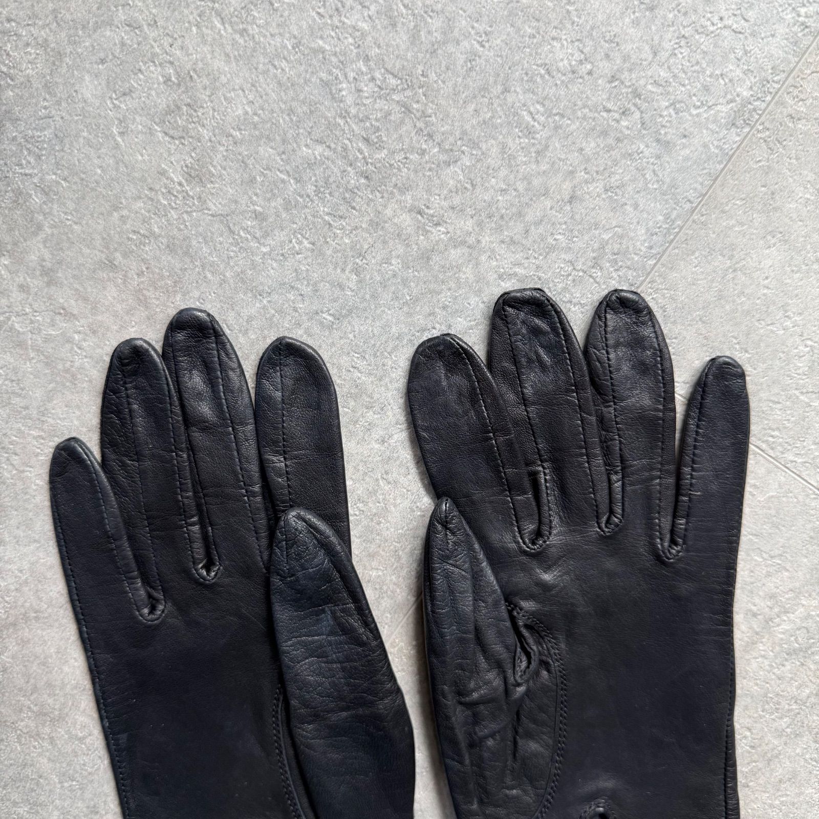 Christian Dior クリスチャンディオール ロゴ レザー グローブ 手袋 黒