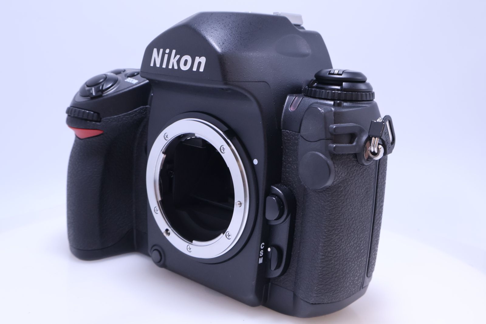 極美品】Nikon F6 ボディ フィルムカメラ 一眼レフ - メルカリ