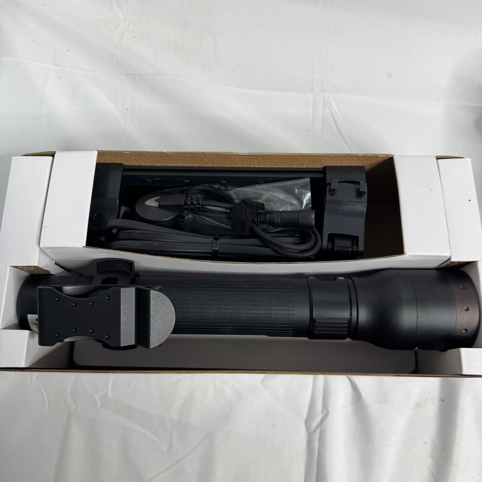 動作確認済】LEDLENSER P17R Core レッドレンザー フラッシュライト