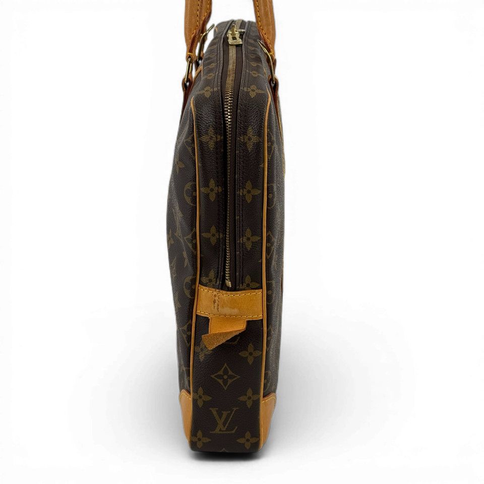 LOUIS VUITTON モノグラム ポルト ドキュマン ヴォワヤージュ M53362
