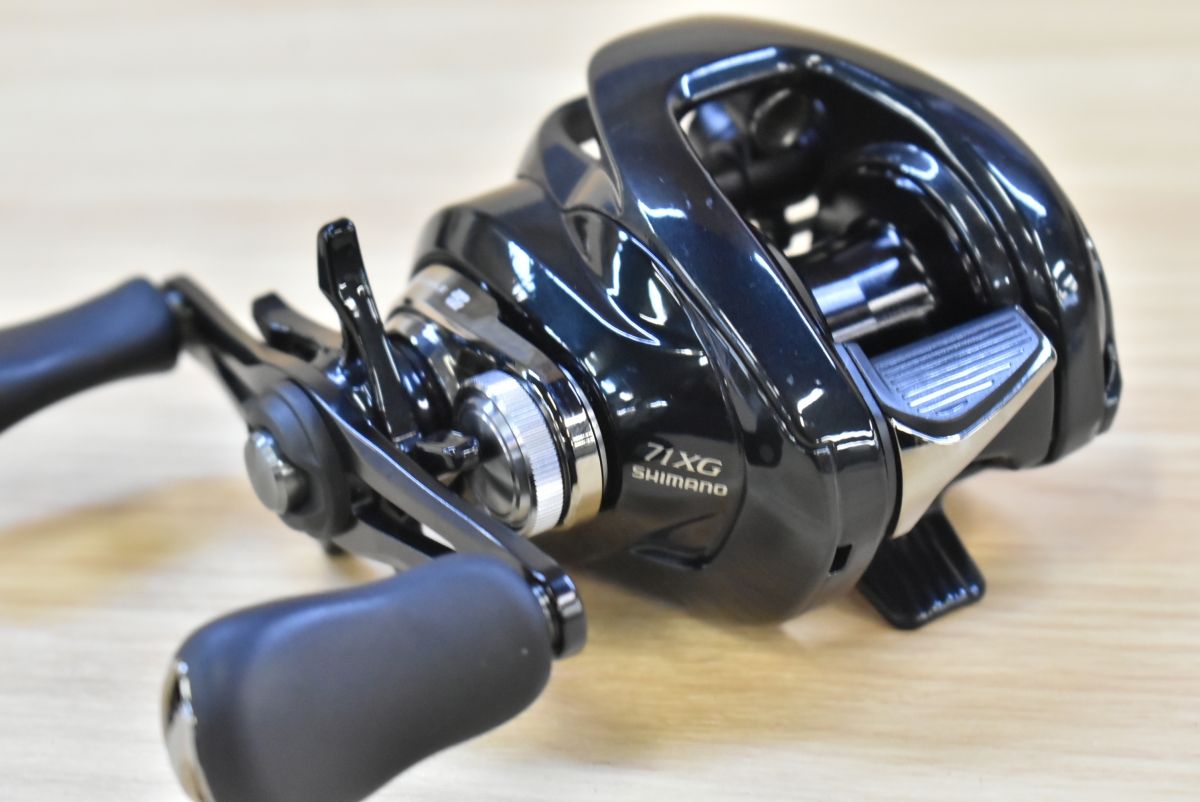 シマノ 24 メタニウム DC 71XG 左 SHIMANO Metanium ベイトリール バス