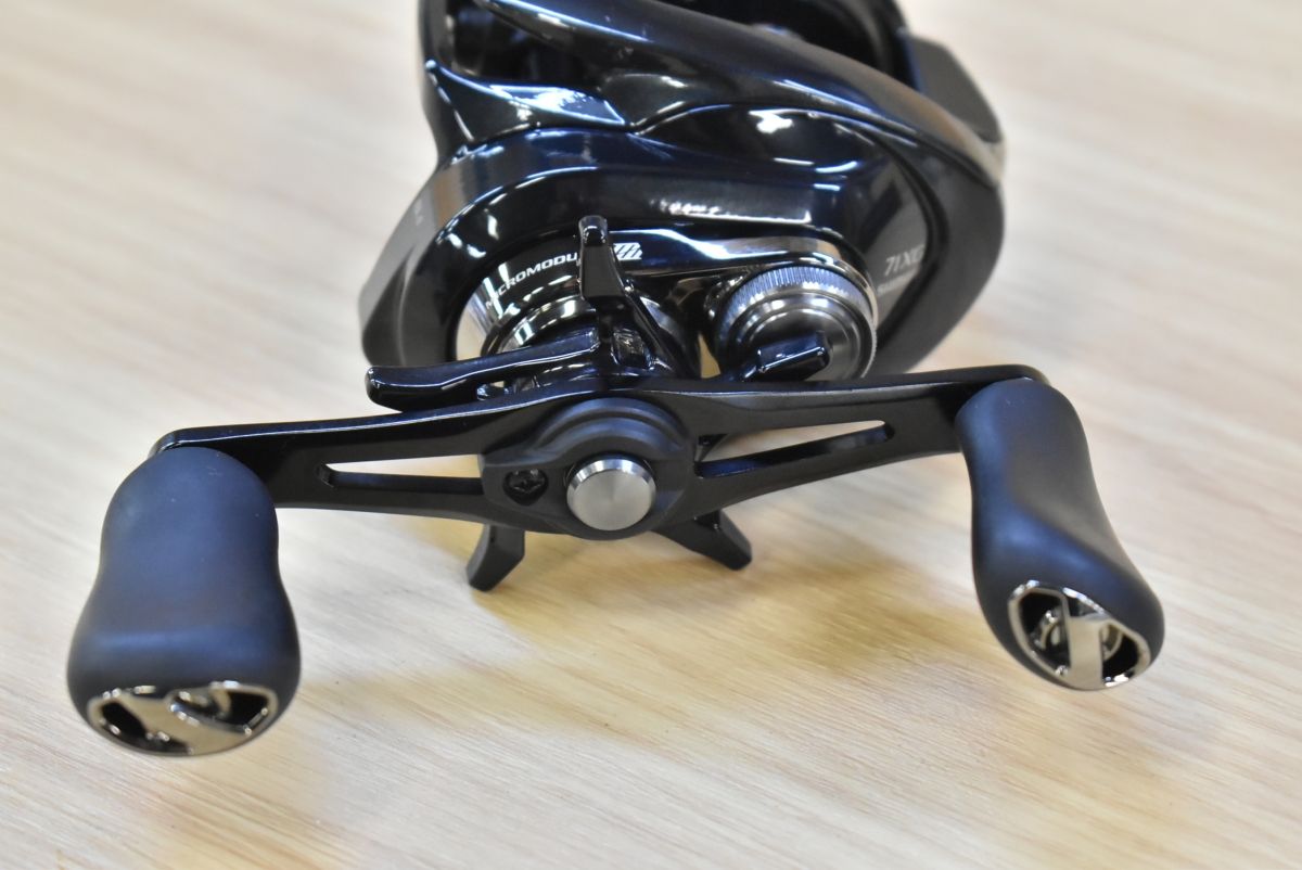 シマノ 24 メタニウム DC 71XG 左 SHIMANO nium ベイトリール バス釣り シマノ 24 メタニウム DC 71XG 左 SHIMANO nium ベイトリール バス釣り