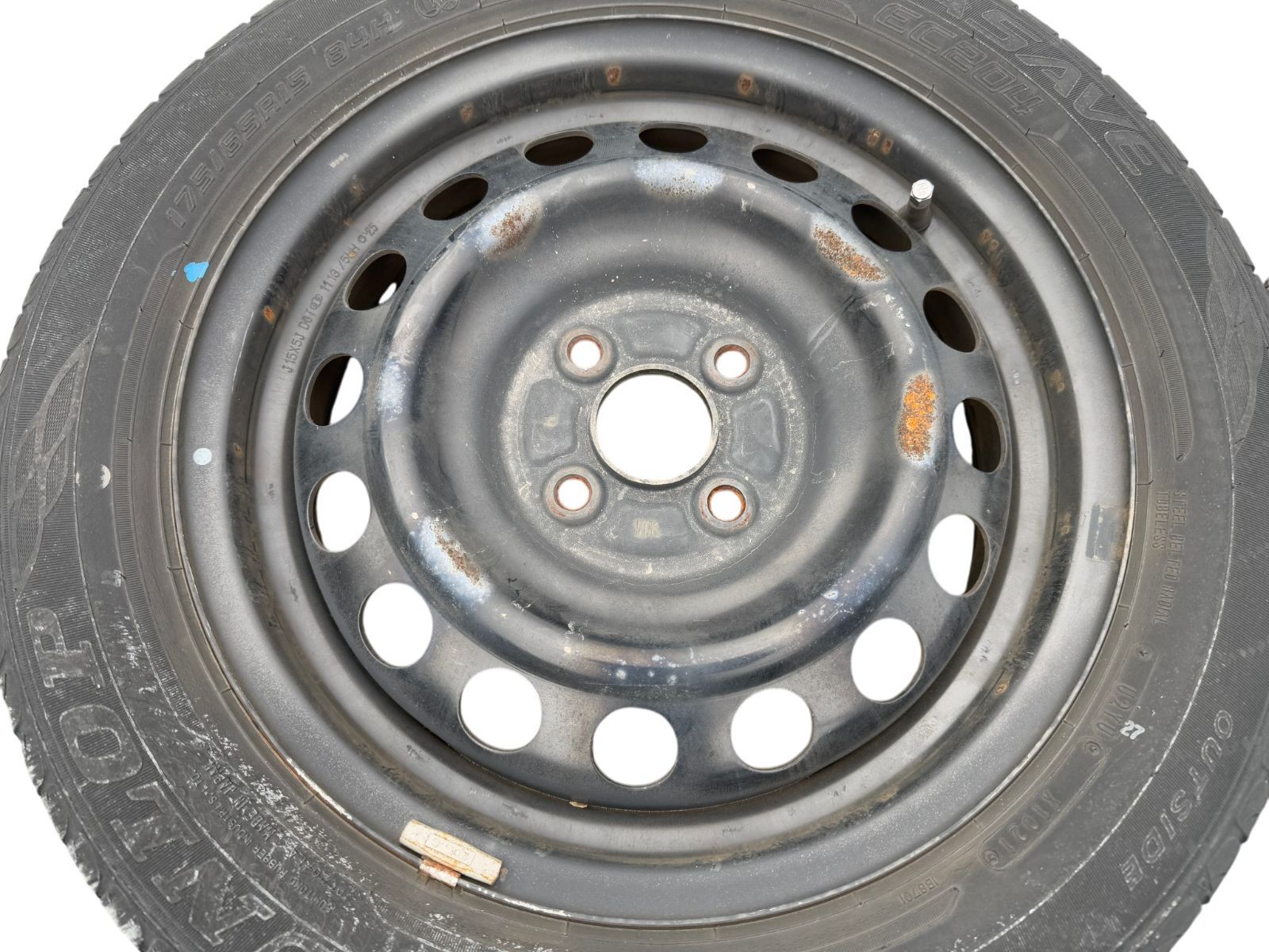 アクア NHP10 スチールホイール 4本セット 175/65R15 15×5J 管理番号