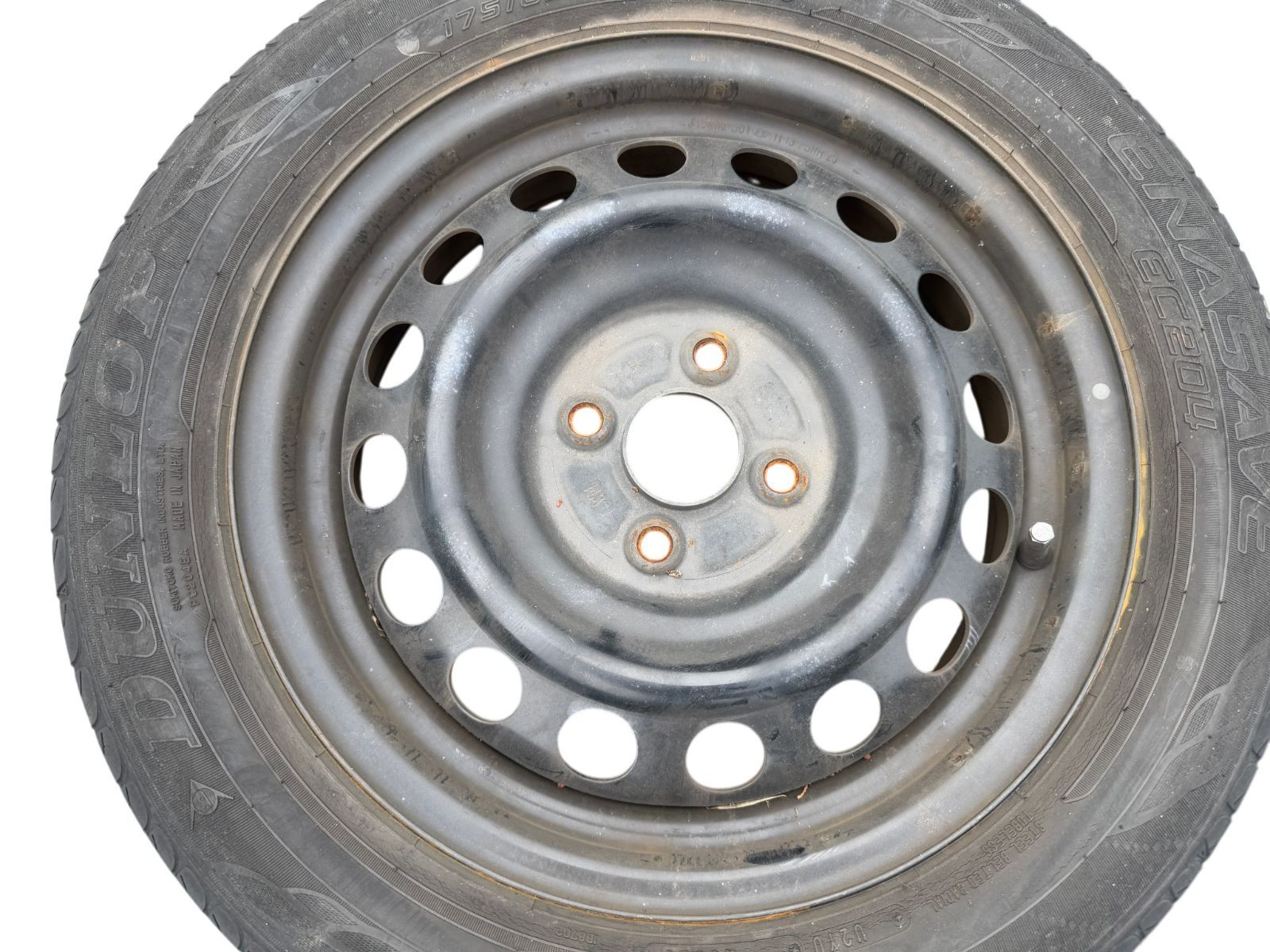アクア NHP10 スチールホイール 4本セット 175/65R15 15×5J 管理番号